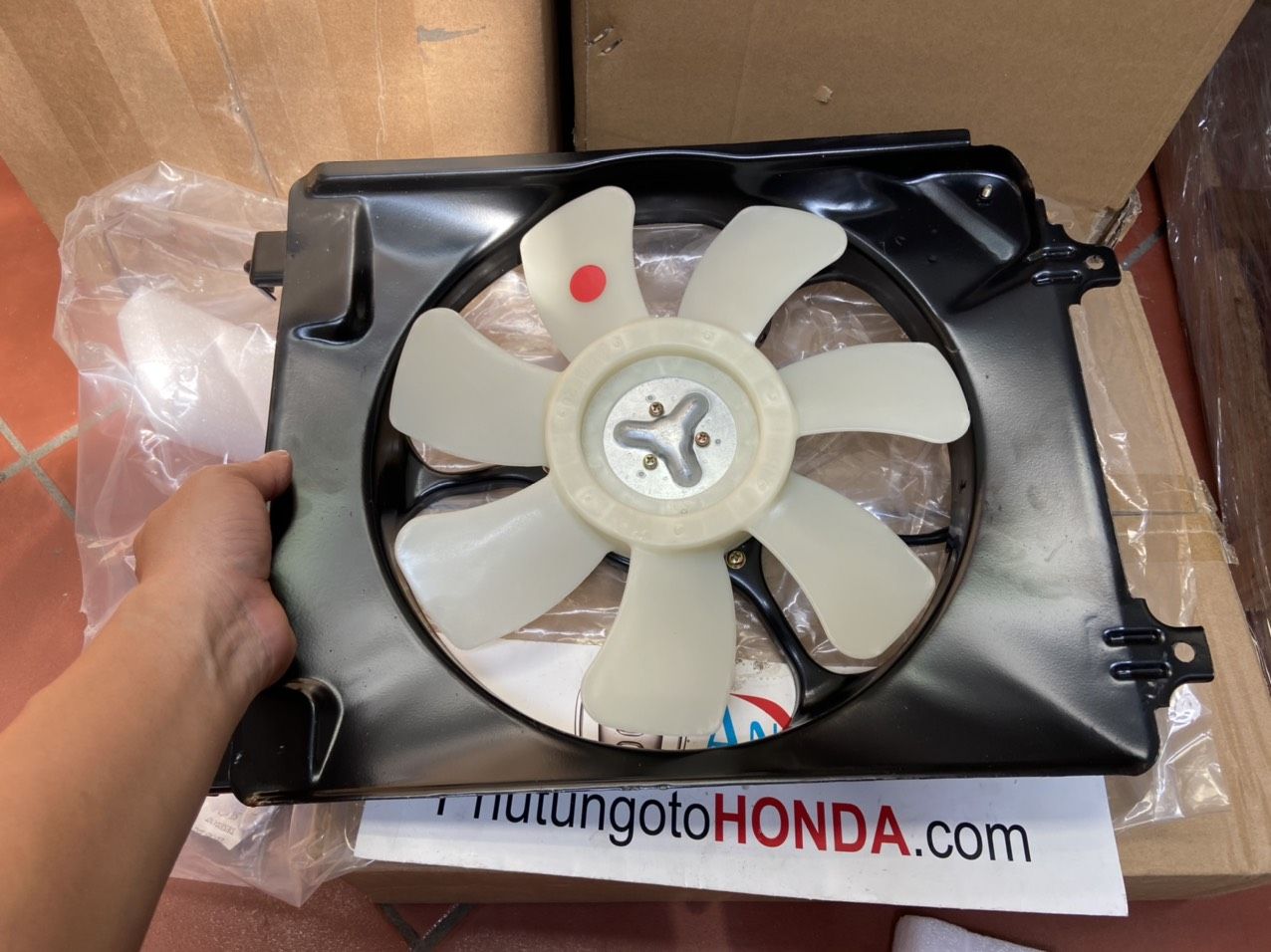 Cụm mô tơ quạt két nước bên phụ xe Honda CIVIC 2006-2011